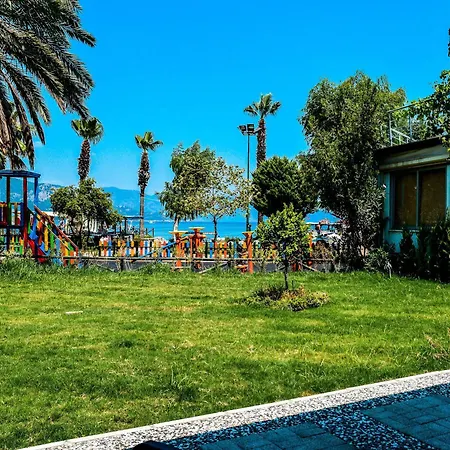 Bay Contı Boutique 2* Turunç